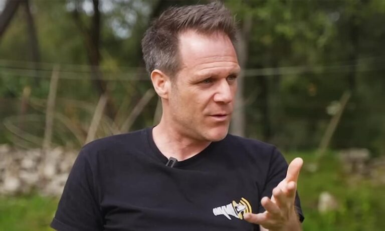 Rémi Gaillard : portrait complet du roi de la prank française 🎭📹